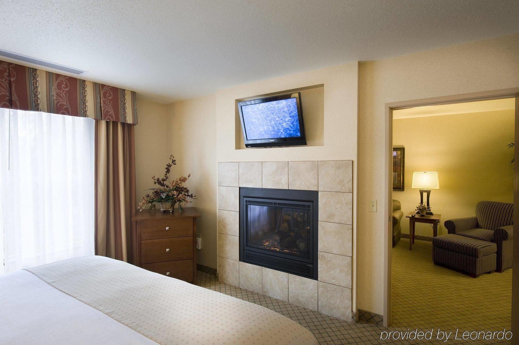 Holiday Inn Purdue - Fort Wayne By Ihg Oda fotoğraf