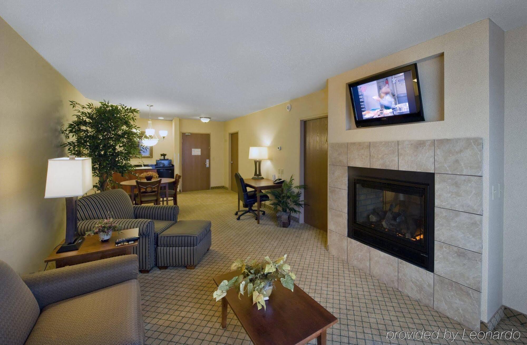 Holiday Inn Purdue - Fort Wayne By Ihg Dış mekan fotoğraf